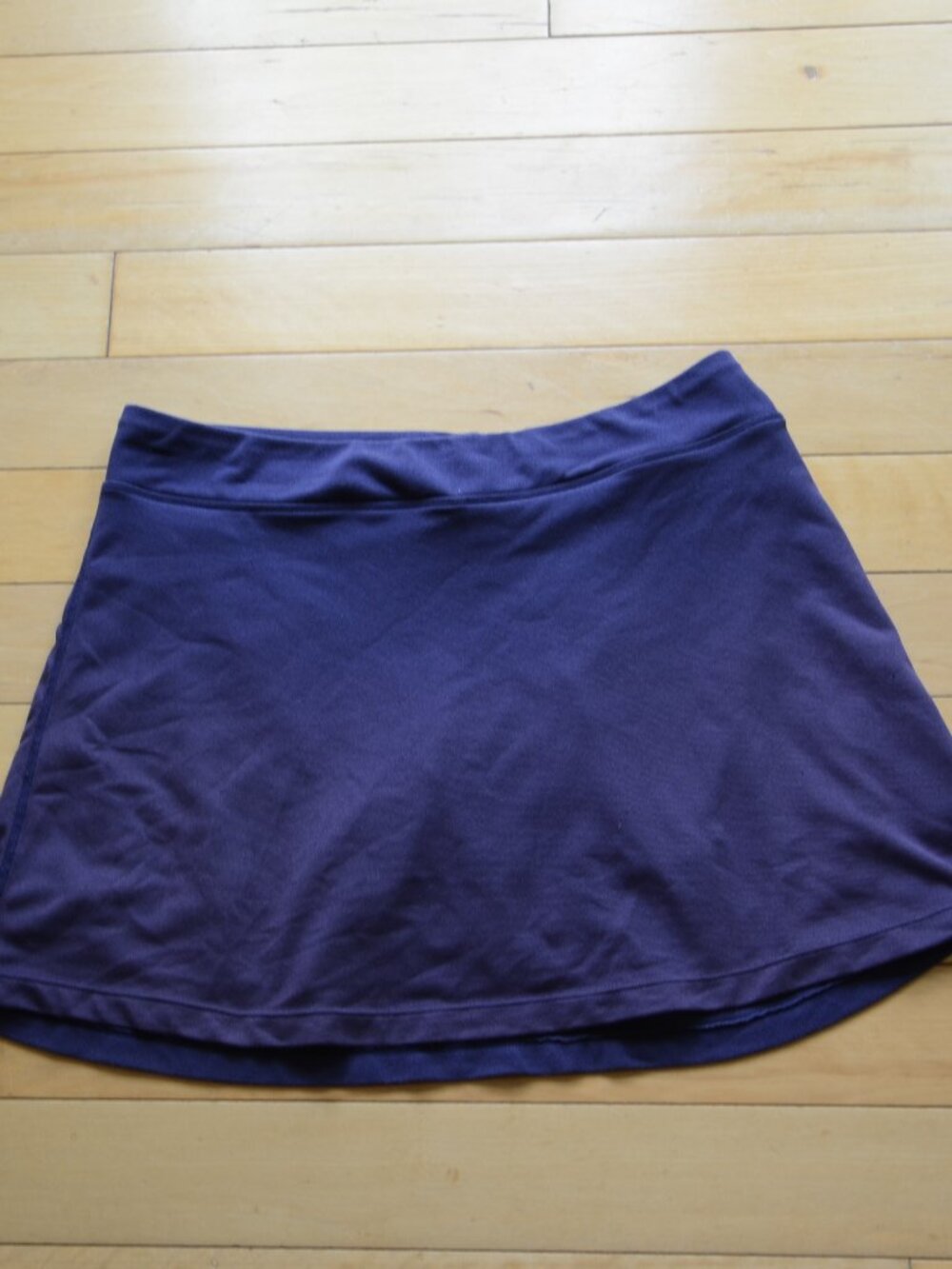 Title Nine Cargo Skort Size M eggplant
